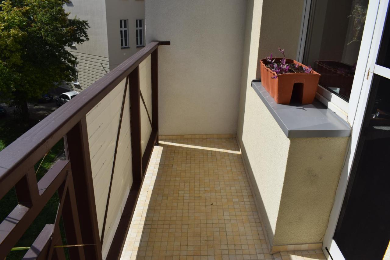 Apartament 3 Pokoje Balkon 50M2 Wyposazone Parking Apartment Wroclaw Bagian luar foto