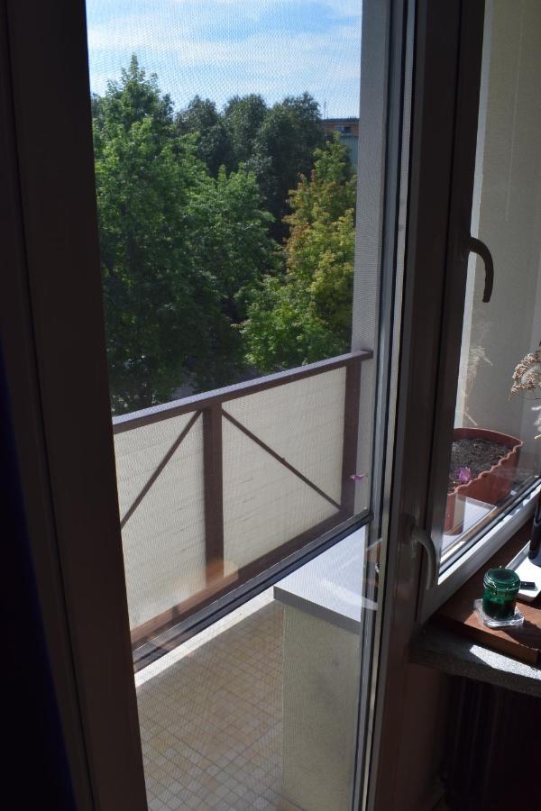 Apartament 3 Pokoje Balkon 50M2 Wyposazone Parking Apartment Wroclaw Bagian luar foto
